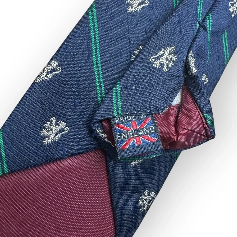 Briar Pride of England Navy Blue Rampant Lion Crest Green Stripe Silk Necktie